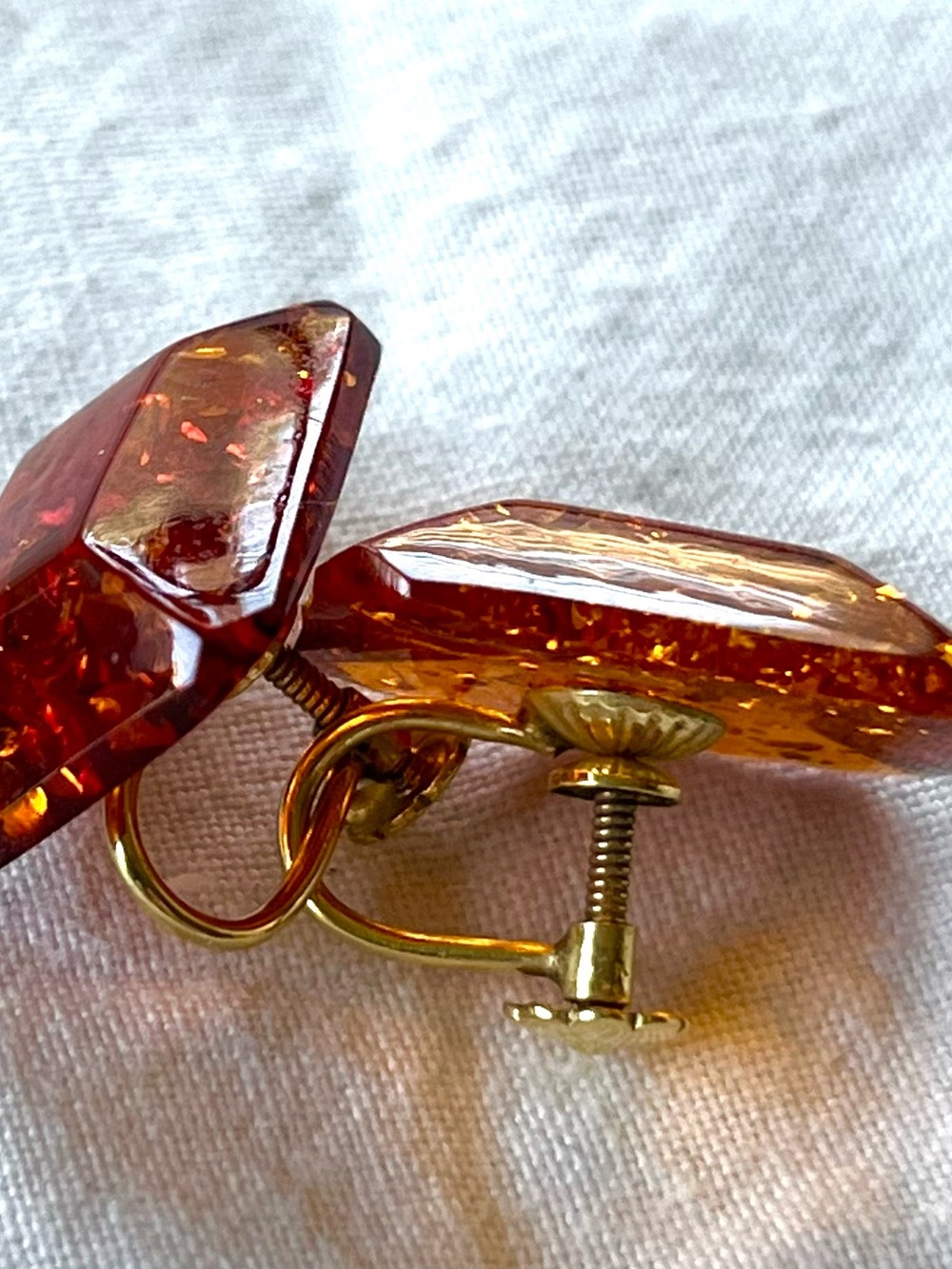 Baltic Amber screw back earrings - Picture 2 of 3